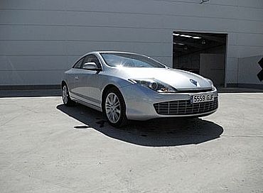 RENAULT LAGUNA 2.0 205 cv Coupe T GT 4Control 2p Manual