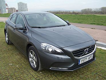 VOLVO V40 150 cv D3 MOMENTUM Manual
