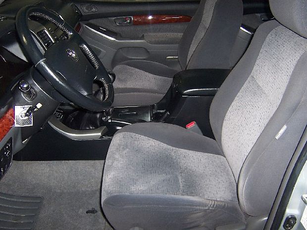 TOYOTA LAND-CRUISER 