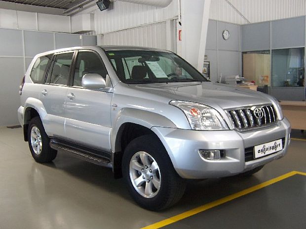 TOYOTA LAND-CRUISER 