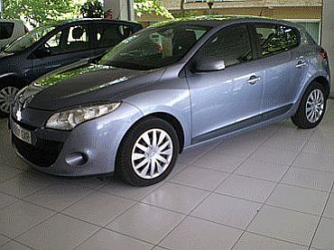 RENAULT MEGANE 1.5 105 cv dCi SL Tom Tom 5p Manual