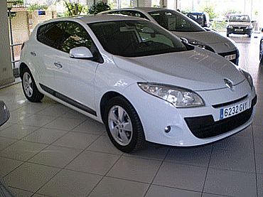 RENAULT MEGANE 1.5 105 cv dCi Dynamique 5p Manual