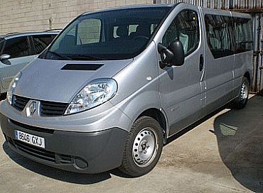 RENAULT TRAFIC-COMBI 2.0 115 cv dCi Com.9 29 LN 4p Manual
