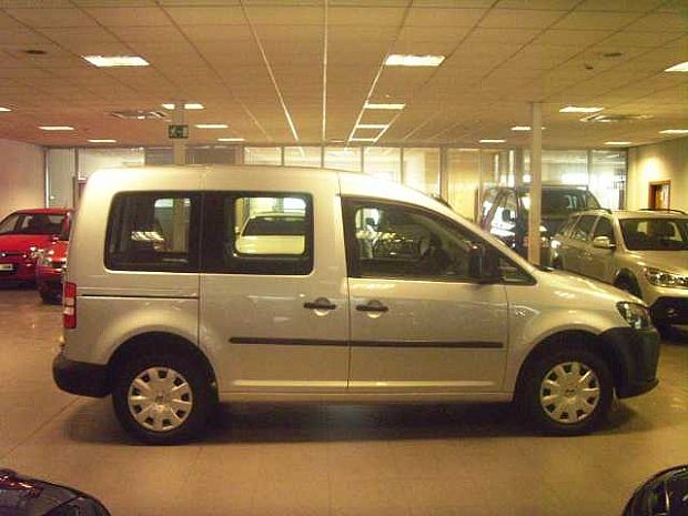 VOLKSWAGEN CADDY 
