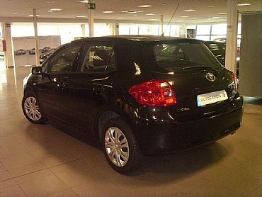 TOYOTA AURIS 2.0 126 cv Luna Plus 5p Manual