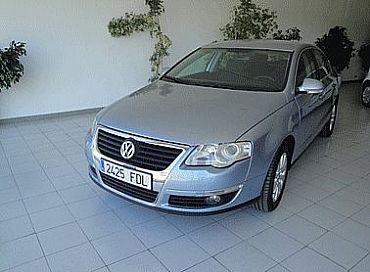 VOLKSWAGEN PASSAT 2.0 140 cv TDI Advance 4p Manual