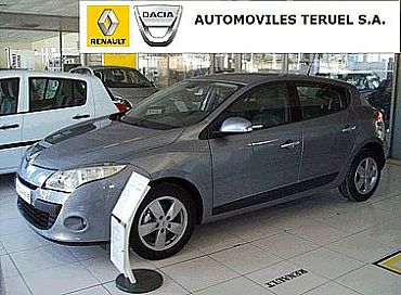 RENAULT MEGANE 1.5 105 cv dCi Dynamique 5p Manual
