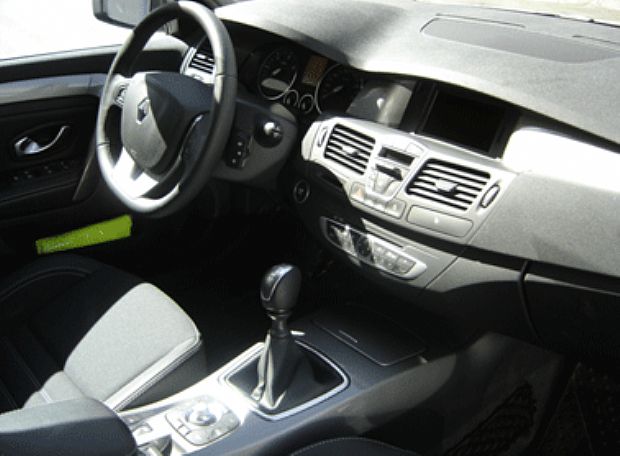 RENAULT LAGUNA 