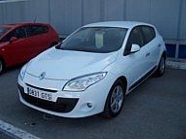 RENAULT MEGANE 1.5 105 cv dCi Dynamique 5p Manual