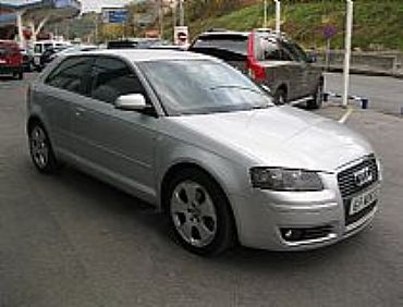 AUDI A3 2000 140 cv AMBITION 3p Manual