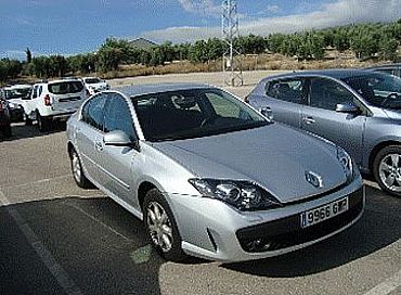 RENAULT LAGUNA 2.0 130 cv dCi Dynamique TomTom 5p Manual