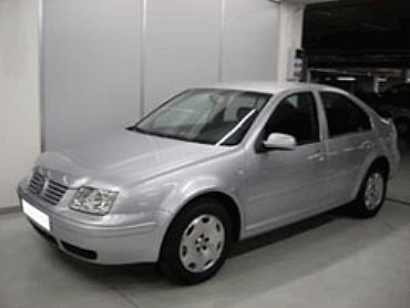 VOLKSWAGEN BORA 2.0 115 cv TRENDLINE 4p