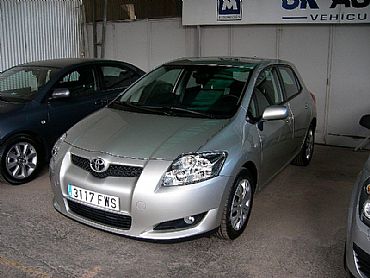 TOYOTA AURIS 2.0D4D 126CV cv 2.0D4D 126CV LUNA 5p Manual