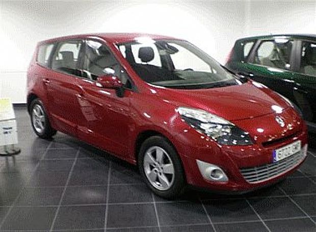 RENAULT GRAND-SCENIC 