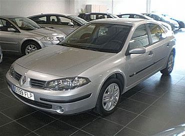 RENAULT LAGUNA 1.9 110 cv DCI Authentique 5p Manual