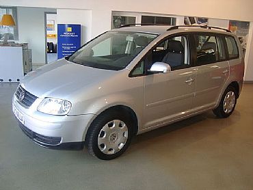 VOLKSWAGEN TOURAN 1.9 100 cv TDI 5p Manual